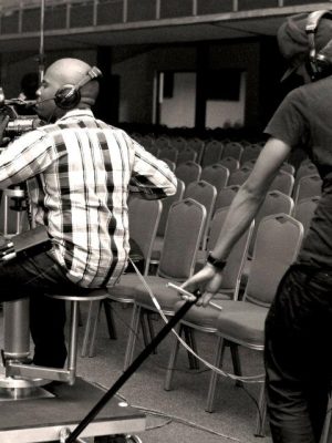 526830_304399772986312_1855965539_n